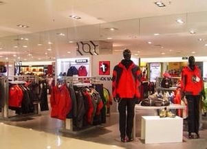 服裝加盟店導購如何提升銷售業績 實用策略與技巧